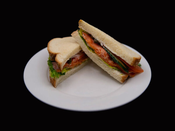 smoked-salmon-sandwich